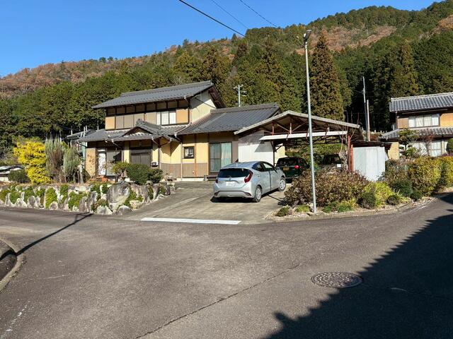 岐阜県関市の一戸建て | 980万円 | 6LDK | 980.23m² | Akiyama house finder