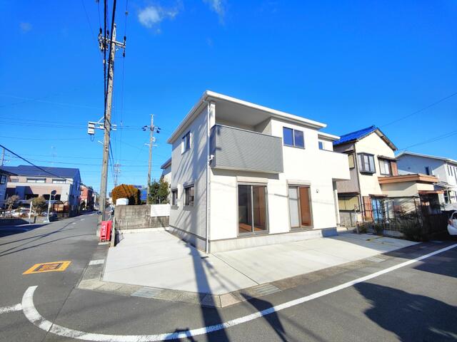 detached 愛知県弥富市荷之上町焼田新田 地図を見る