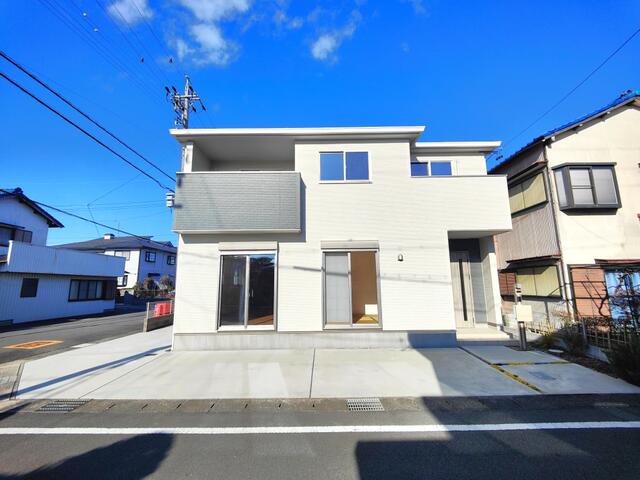 detached 愛知県弥富市荷之上町焼田新田 地図を見る