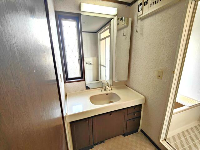 detached 岐阜県養老郡養老町竜泉寺