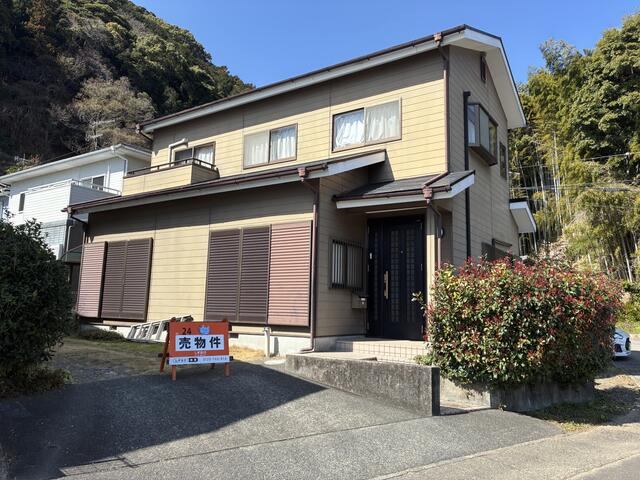 静岡県藤枝市の一戸建て | 920万円 | 4LDK | 141.82m² | Akiyama house finder