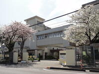 静岡市立長田西中学校 (841m)