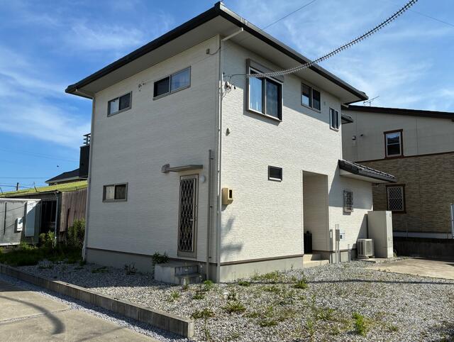 静岡県浜松市の一戸建て | 2600万円 | 4SLDK | 358.71m² | Akiyama house finder