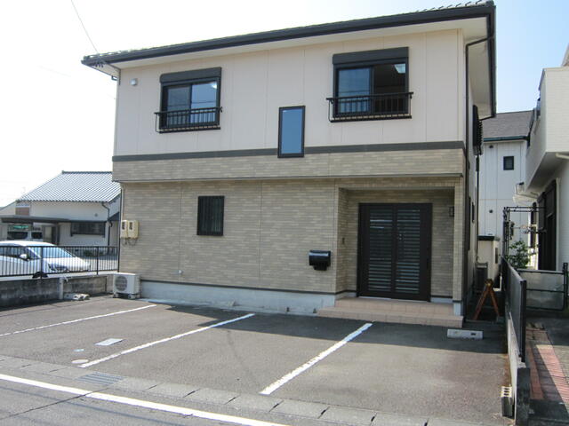 静岡県藤枝市の一戸建て | 2880万円 | 4SLDK | 207.27m² | Akiyama house finder