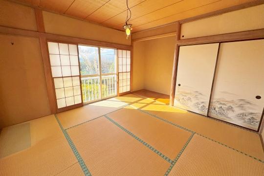 detached 神奈川県足柄下郡湯河原町吉浜 地図を見る