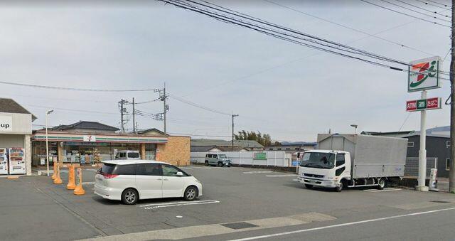 セブンイレブン御殿場ぐみ沢南店 (690m)