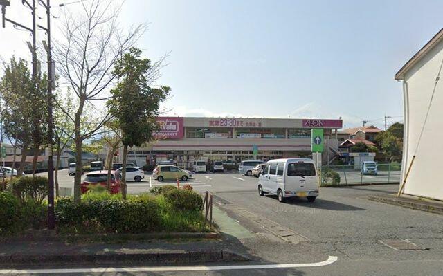 マックスバリュ御殿場富士岡店 (1,700m)