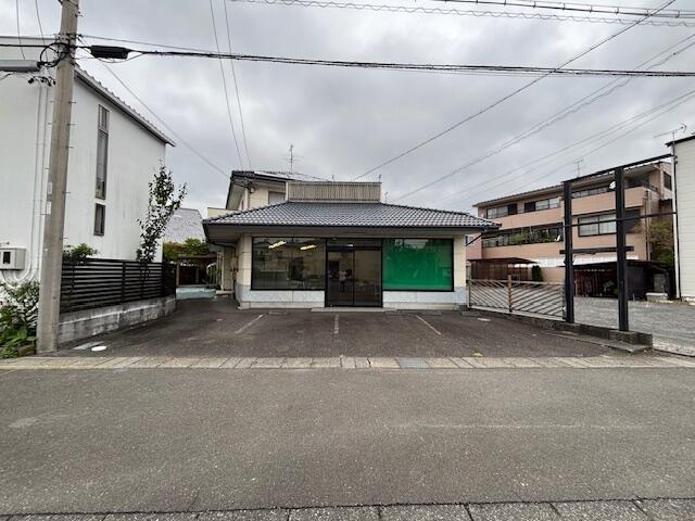 静岡県静岡市の一戸建て | 3500万円 | 4LDK | 332.1m² | Akiyama house finder