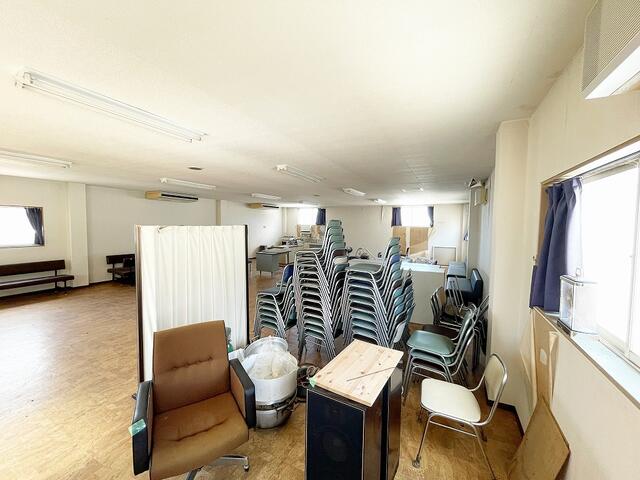 室内にあるものは撤去いたします。