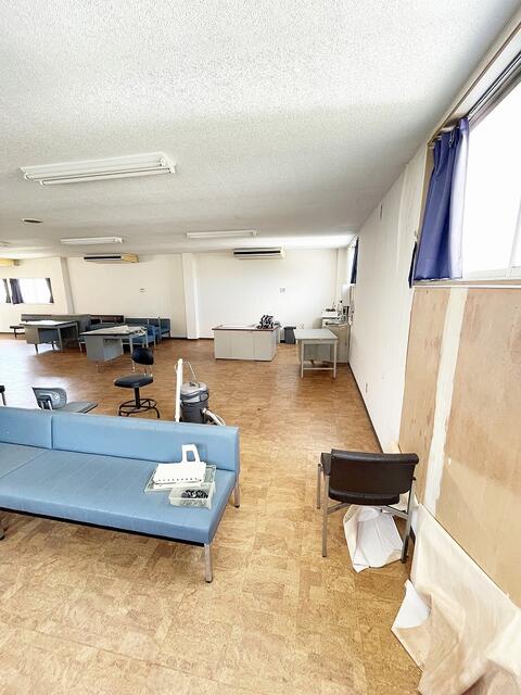 室内にあるものは撤去いたします。