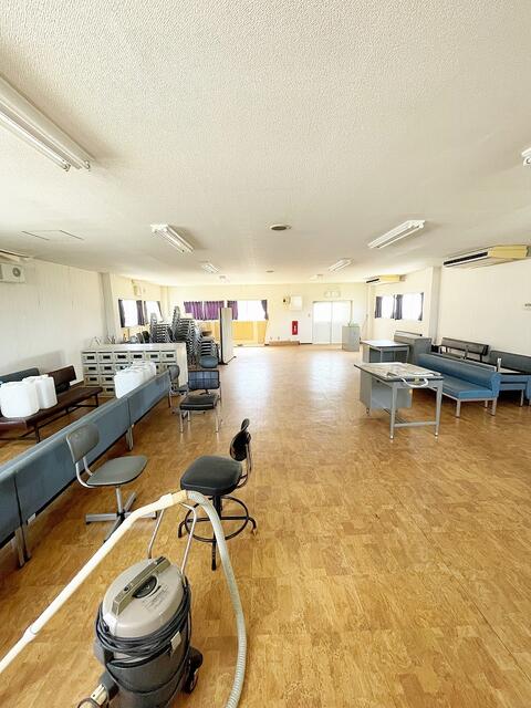 室内にあるものは撤去いたします。