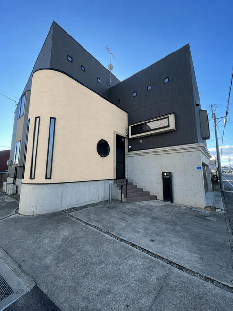 detached 愛知県北名古屋市高田寺出口 地図を見る
