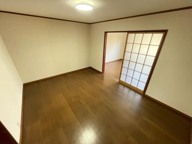 detached 滋賀県米原市上多良