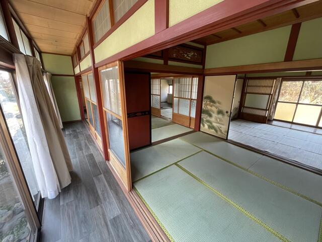 detached 滋賀県米原市上多良