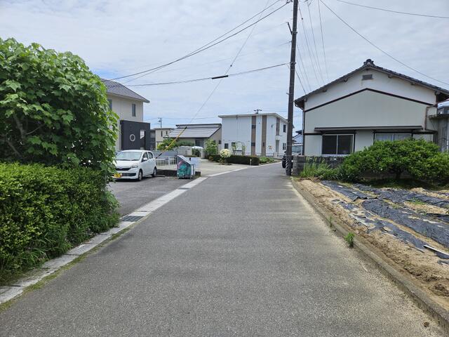 ⑦前面道路（北側から南側を撮影）