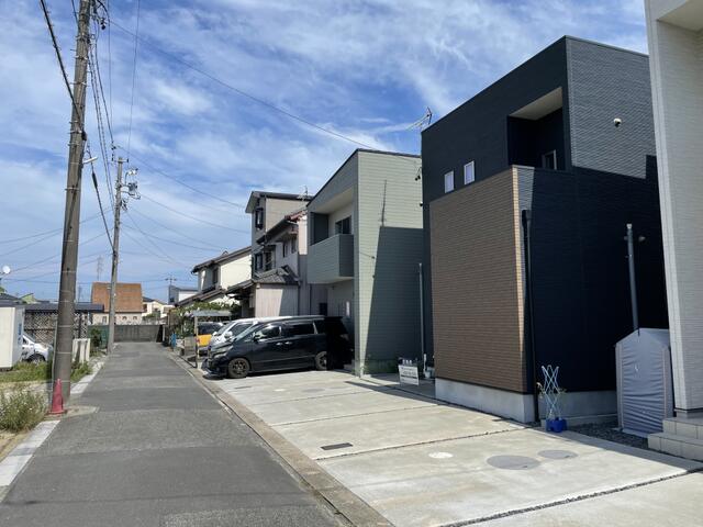 detached 愛知県海部郡大治町大字西條字尼ケ須賀 地図を見る