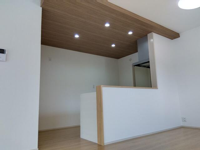 detached 愛知県小牧市大字村中 地図を見る