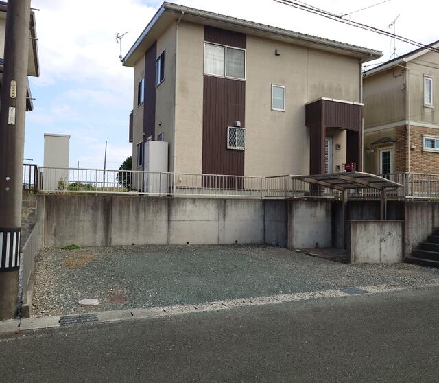 愛知県豊橋市の一戸建て | 1750万円 | 4LDK | 200.56m² | Akiyama house finder