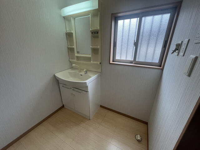 detached 愛知県海部郡蟹江町平安１丁目
