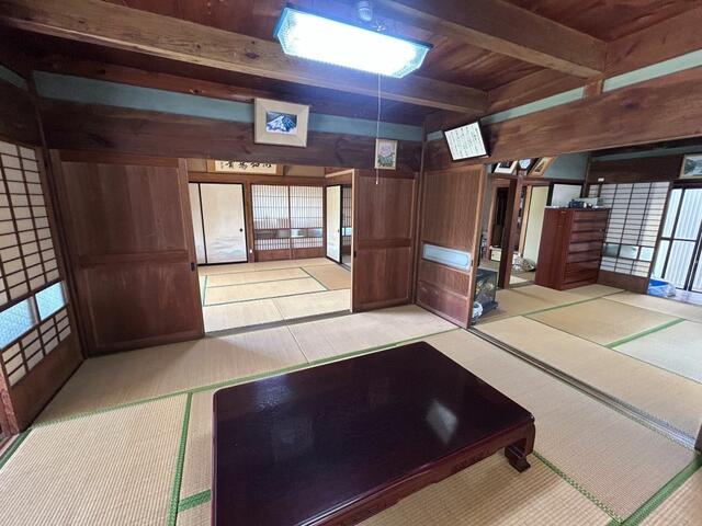 detached 愛知県新城市富沢字安楽寺 地図を見る