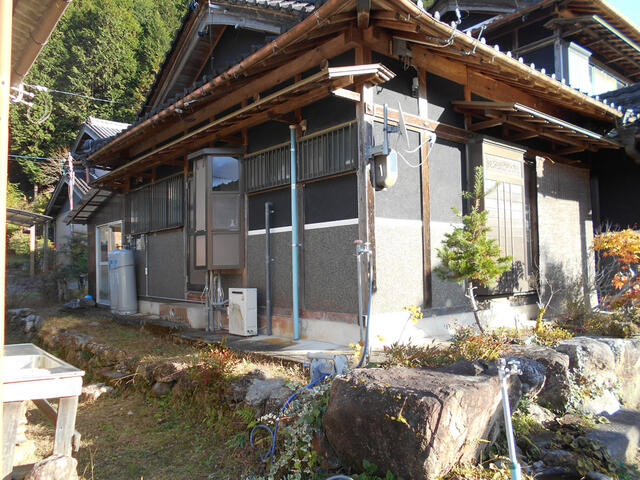 detached 岐阜県加茂郡七宗町神渕 地図を見る