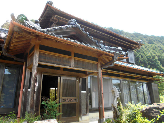 detached 岐阜県加茂郡七宗町神渕 地図を見る