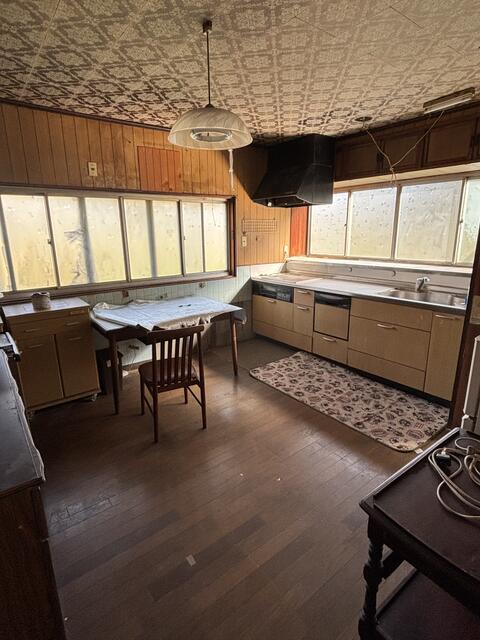 detached 愛知県蒲郡市一色町坂角 地図を見る
