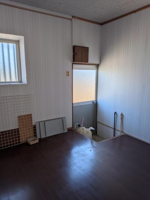 detached 愛知県田原市亀山町岡山 地図を見る