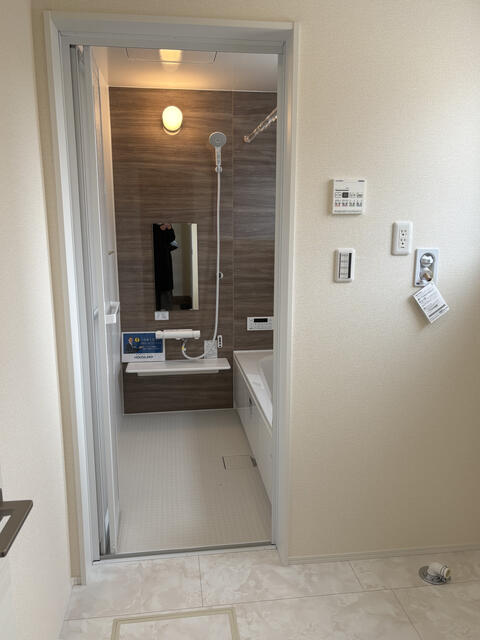 detached 愛知県知多郡武豊町大字冨貴字市場 地図を見る