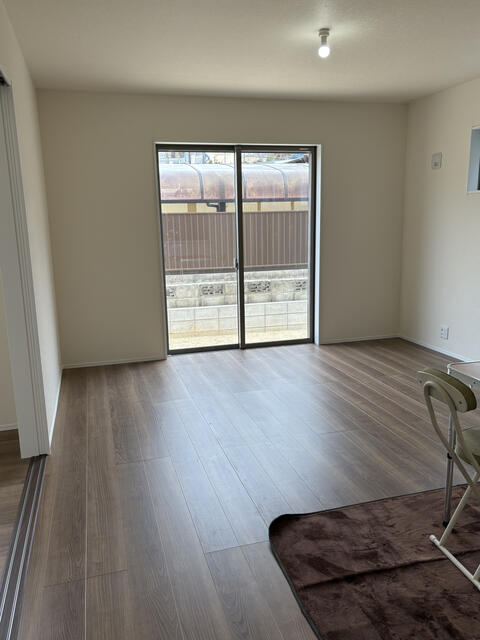 detached 愛知県知多郡武豊町大字冨貴字市場 地図を見る