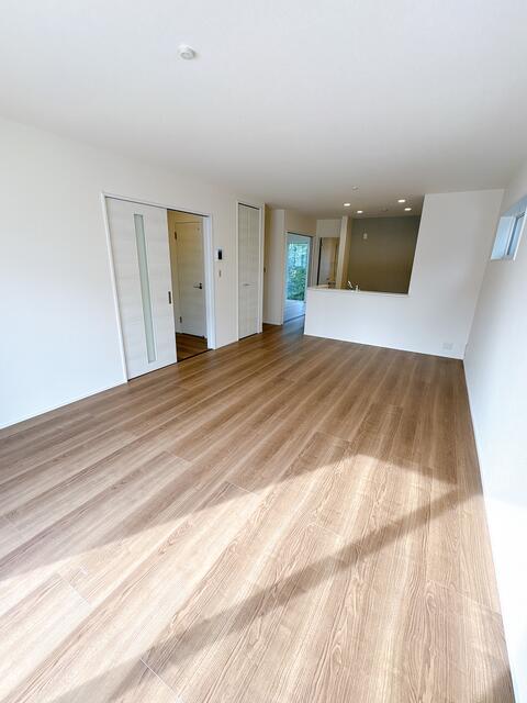 detached 愛知県知多郡武豊町大字冨貴字市場 地図を見る