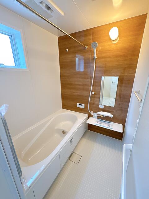 detached 愛知県知多郡武豊町大字冨貴字市場 地図を見る