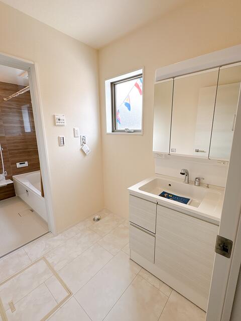 detached 愛知県知多郡武豊町字土穴 地図を見る