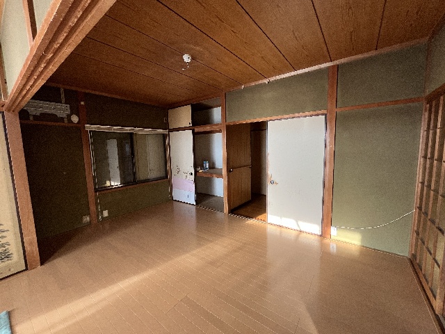 detached 愛知県常滑市字広内 地図を見る