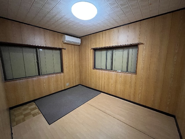 detached 愛知県常滑市字広内 地図を見る