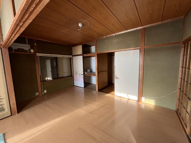 detached 愛知県常滑市字広内 地図を見る