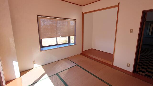 detached 愛知県常滑市小鈴谷字土取 地図を見る