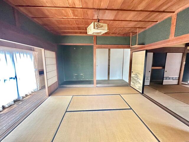 detached 三重県三重郡菰野町大字田口新田 地図を見る
