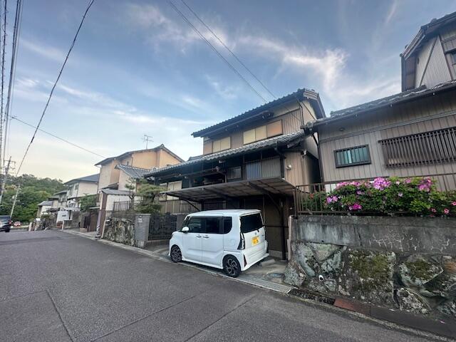 現地（外観）