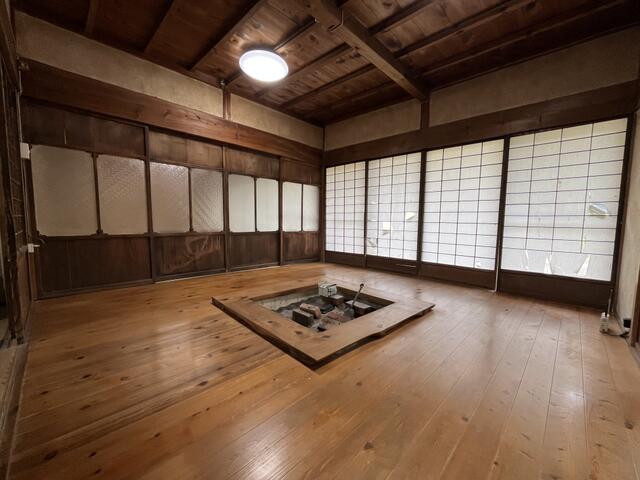 detached 愛知県豊田市前洞町善道和 地図を見る
