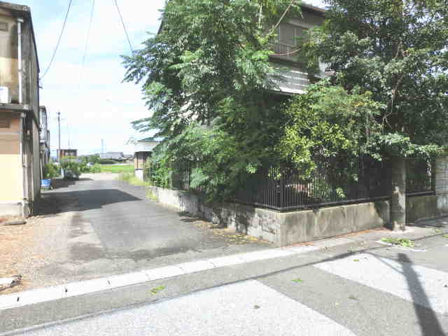 detached 愛知県一宮市冨田字竹橋 地図を見る
