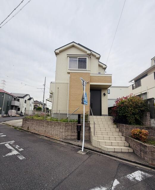 detached 愛知県東海市加木屋町北鹿持 地図を見る