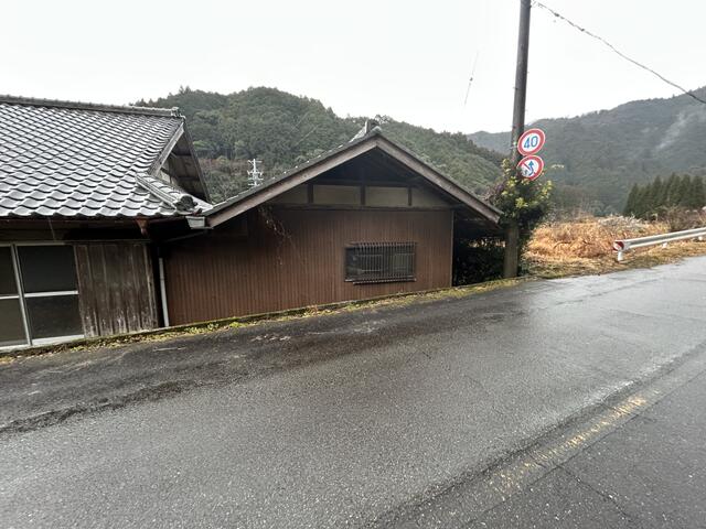 detached 三重県津市美杉町八知 地図を見る