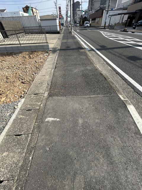 現地土地／歩道の乗入口部分
