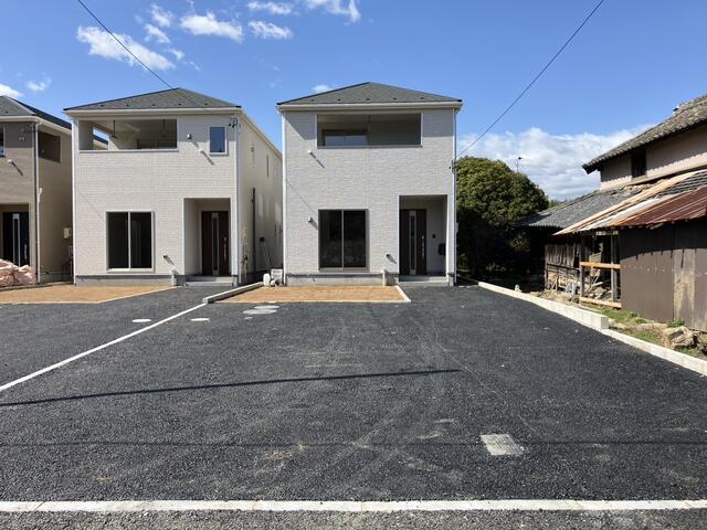 detached 愛知県豊橋市石巻西川町字郷道 地図を見る