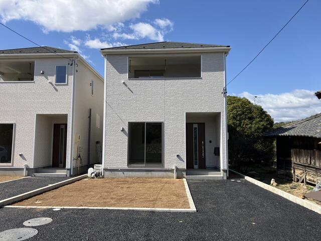 detached 愛知県豊橋市石巻西川町字郷道 地図を見る