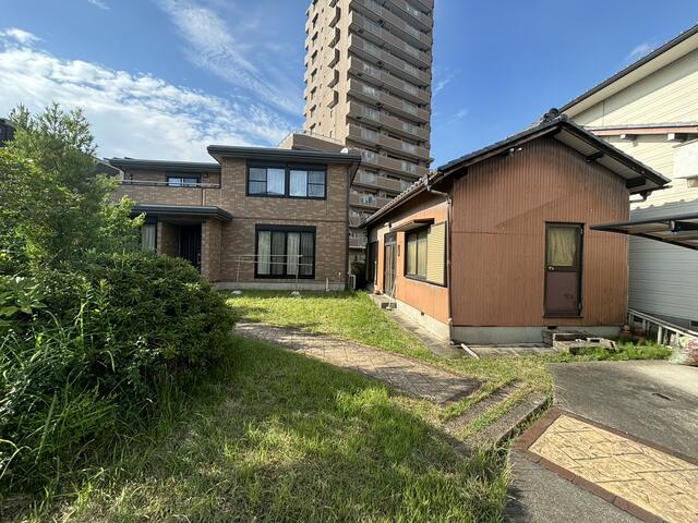 愛知県名古屋市の一戸建て | 7500万円 | 6SLDK | 472.69m² | Akiyama house finder