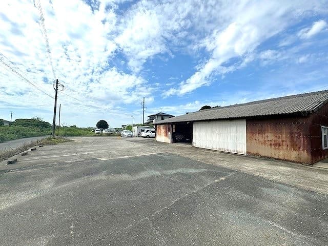 現地（駐車場）