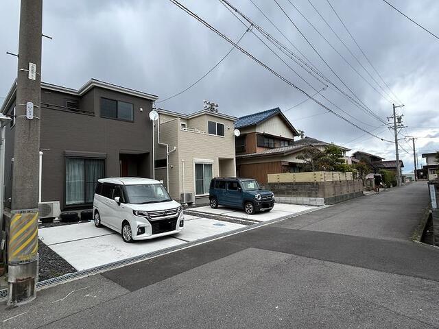 現地（外観）