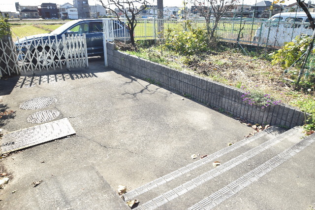 detached 愛知県北名古屋市六ツ師江向